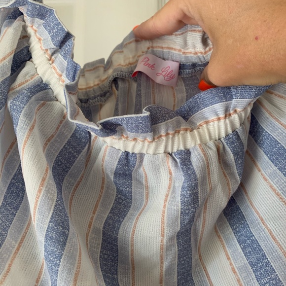 Kiss Somebody Pink Lily Romper - Picture 4 of 4